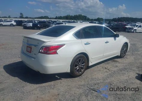 2015 Nissan Altima 2.5 S из США, поврежденный, VIN 1N4AL3AP7FC492791
